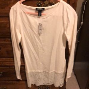 Looks great with leggings or skinny jeans